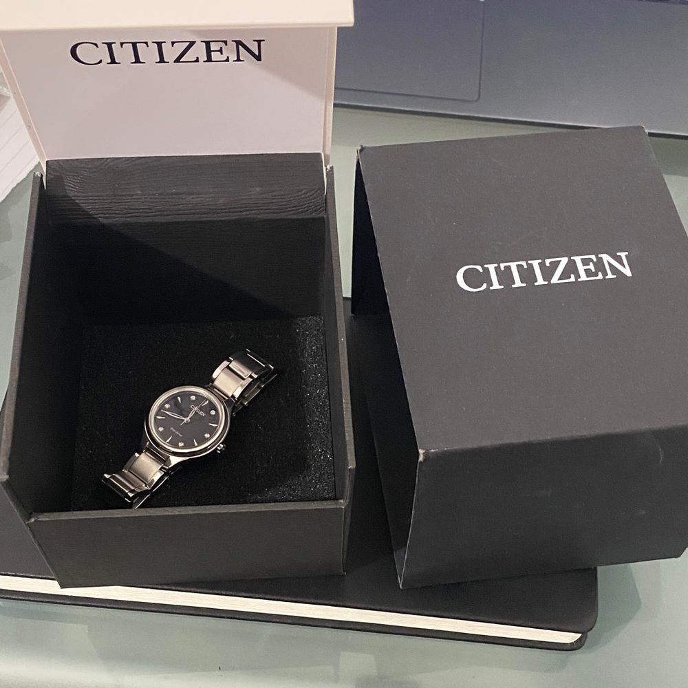 Citizen Black and Silver Watch